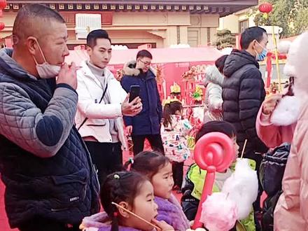 你们要的马大展的前男友小刚同学和他的相亲对象正脸照来了#美食节现场 #拍摄现场