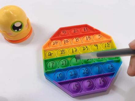 小新挑战灭鼠先锋数字玩法,猜猜她几秒能挑战成功 #亲子玩具 #亲子互动 #桌面游戏 #亲子游戏 #网红玩具