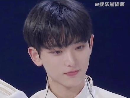 又发现一枚好可爱好精致的弟弟#颜值 #夜色尚浅 #harua #云之羽