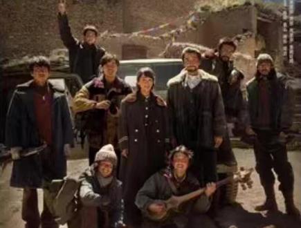 生命树:无人区巡山队硬刚盗猎者,高能拉满! #电视剧解说全集 #生命树 #追剧 #新剧推荐正在热播 #追剧不能停