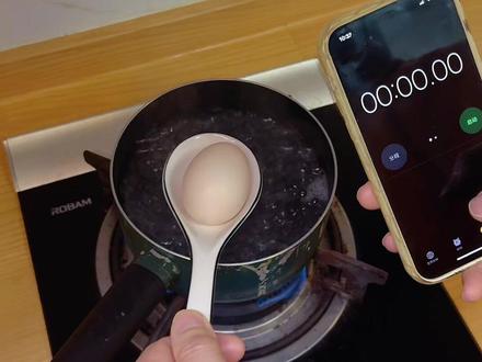 跟着蛋神9分12秒煮出来的蛋,真的太权威了‼️#煮蛋器 #蛋神 #9分12秒鸡蛋 #煮鸡蛋 #生活小技巧小窍门