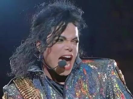 #迈克尔杰克逊 与世界超模同台飙歌比舞引爆全场,随便一个动作都让人为之着迷