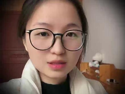 纯干货🆘用 Cursor + Figma 实现前端自由🤫
1️⃣ 第一步: 整理 Figma 切图和规范,基础打好才稳!📦
2️⃣ 第二步: 自然语言投喂 Cursor,精准路径提取,告别手动搬运!🤖
3️⃣ 第三步: 替换 CSS 样式与图标,细节控也能被治愈!细节满分!💯
看完这个视频,彻底实现“前端自由”!不再为改不动 AI 界面发愁啦~ 🥳
💡 想要进阶实现【交互效果】的宝子们,记得先关注,下期继续更新!👇
#Cursor #Figma #前端开发 #AI编程 #UI设计还原