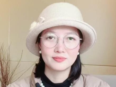 #个人成长
萨提亚冰山之——自我
探讨当一个人在发生一个事件的时候,内在有着怎样的心理活动,他的内在有着什么样的变化,怎么运作和完成的。