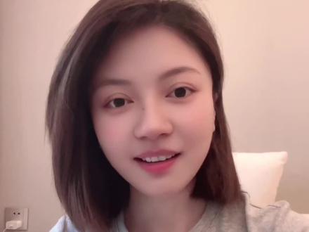万万没想到,能让玉米地分裂的是雷朋only展线下地点投票 站姐们加码的条件都很想看,救命到底该怎么办?
#甜玉米#磕cp的快乐