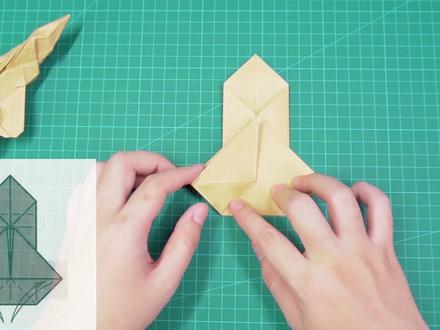 全世界最仿真的折纸F22猛禽战斗机,折完手都抽筋了! #手工