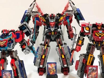 炫卡斗士 焰龙战神、玄铁战神、玄铁战神W变形展示