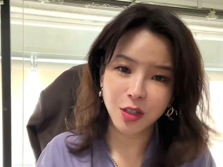 现在这个政治正确啊,西方国家很多人开始给自己定义为“无性别者”(Non-binary people),今天给大家冷知识一波,什么是Non-binary。顺便想象一下以后这股风气传到我国,体检那一栏性别选“non-binary”,妇科跟男科是不是都得查一遍😆#英语冷知识