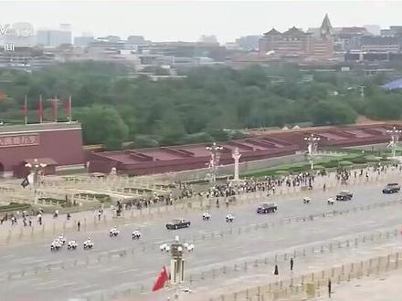 习近平为塞尔维亚总统武契奇举行欢迎仪式