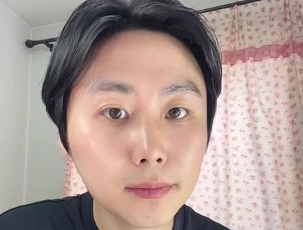 美光科技市值突破一万亿美元#美光科技 #股票