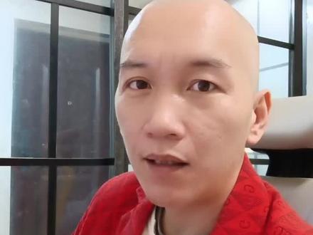 蓝思科技是做玻璃盖板的,用途比较广#金融 #股票 #投资有风险理财需谨慎