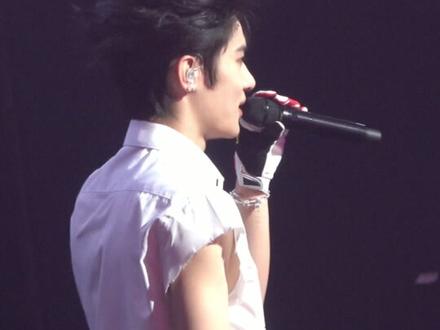 距离张峻豪脱掉还有100天@张峻豪 #张峻豪