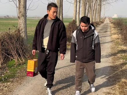 新年第一次去师傅家,这算什么事🥺#红锅师徒