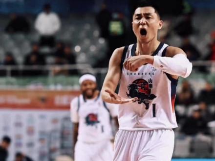 中国-台北张镇麟不应该被喷!高诗岩抗日两场100%命中率 高诗岩张镇麟二人的话题近期顶上风口浪尖!运动员应该被理解!身披国字号球衣的没有一个孬种!高铁的称号大家当一乐子就可以了,理性看待不要变成情绪出口。@高诗岩_ @张镇麟
#中国男篮 #高诗岩 #张镇麟