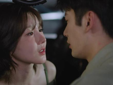 烈酒与温柔:陈小纭演绎《狙击蝴蝶》里的灵魂挚友春畅 #狙击蝴蝶 #狙击蝴蝶后劲好大