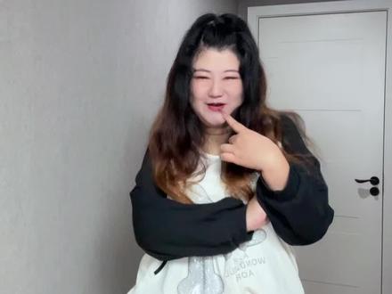 给宝宝们来撒个娇哈哈~
#Overdrive撒娇舞 #Overdrive #卡点 #手势舞 #TWS