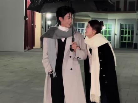 张集骏&孙芊浔 拍摄现场花絮一则 #张集骏 #孙芊浔 #37度2炙热咬痕