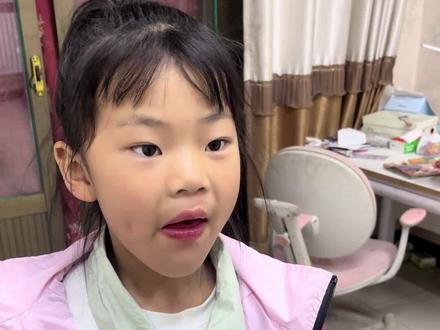 女儿又学了一种新的莲花舌,她说可简单了#亲子日常