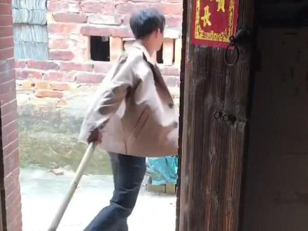 今天去朋友家给他炒个菜