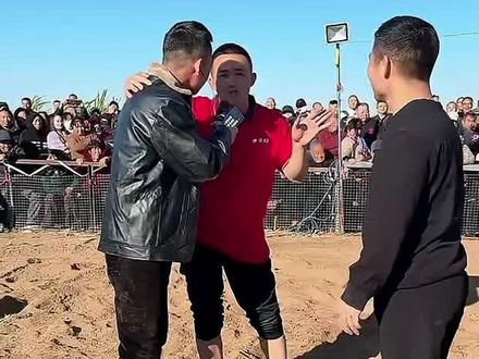 红衣可可和吴教练精彩表演