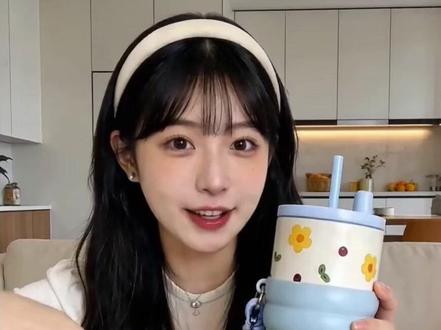 seedance2.0试用
电商人必备神器?
地表最强图生视频工具?
#ai #电商 #电商创业 #seedance #vlog十亿流量扶持计划