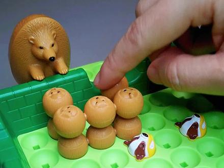 小刺猬找妈妈:非常锻炼小朋友逻辑思维能力,适合4岁+#益智玩具 #亲子互动 #逻辑思维#橱窗迎春暖心购 #抖音好物年货节