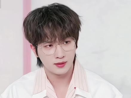 期待勿扰飞升播出呀❤️期待仲玺❤️
#李宏毅 #李宏毅影视推荐 #勿扰飞升 #向全世界安利