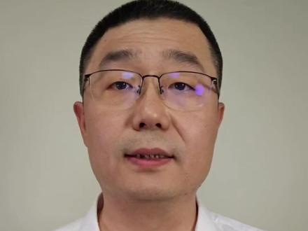 日常生活中的一个小细节,容易被忽视,却对我们身体健康很重要。医生提醒:注意晒晒太阳,能预防骨质疏松和降低心脑血管疾病发病率。#我在抖音轻养生 #夏季养生小知识 #养生食疗 #养生小妙招 #晒太阳补钙