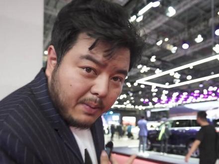大六座SUV的第三排,谁能坐下两个二百斤的胖子?#2023上海车展看新车 #2023上海国际车展 #新能源领航计划