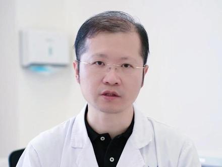 持续后背疼,小心两种癌,要重视