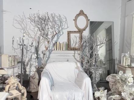 夏鸣星0526生贺MV【Ordinary Days】 【希望各位能看到第二段。第二段至结尾,是我们都觉得最好的部分。】
BGM:《Ordinary days》
策划:FF
脚本:FF
摄影:糖糖
后期:FF
夏鸣星:FF
大小姐:小文
第一次拍摄这样的MV,有非常非常多不成熟的地方。看的时候很难过,觉得前半段没有做好。拍摄的时候漏掉了很多关键的帧数,导致整个剧情并不连贯,只能最后用一些其他部分的素材拼凑。
那天脸的状态也不好,好大一个痘。
直面原相机也算是一大挑战。
但是。
感谢小文老师和糖糖老师陪我胡闹。
感谢所有夫人们的支持和鼓励,面对原相机也不是那么困难。
送给他的生日礼物是这样的内容我并不满意,但今年就这样吧。
总结经验教训,来年给他更好的。
致歉一切。
祝你生日快乐宝贝。
#cos #夏鸣星 #夏鸣星0526生日快乐 #光与夜之恋 #光夜创作者激励计划