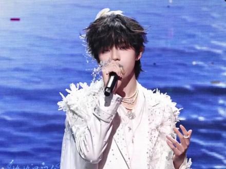 神的孩子在唱歌,这一场听觉盛宴,循环到停不下来!#TF家族荣耀之战#神的孩子在唱歌#舞台#TF家族