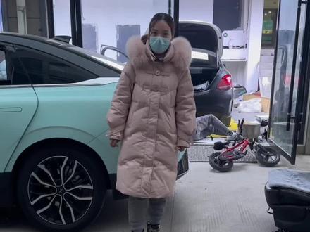 #上热门话题 小鹏p5安装64色氛围灯#阜阳氛围灯改装 #阜阳汽车氛围灯 #@DOU+小助手 @抖音小助手 #氛围灯改装