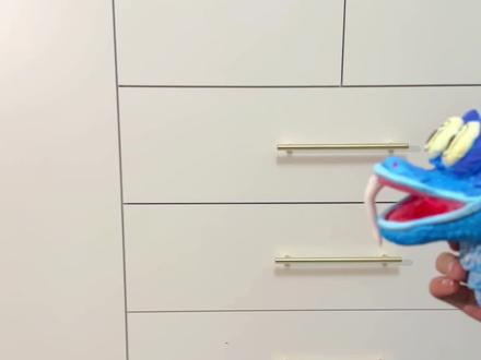 鸡蛋拖别扔,手把手教你把它变成可爱的盖瑞蛇
#疯狂动物城 #疯狂动物城手工 #手工diy #粘土手工 #亲子手工