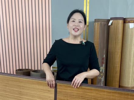打开那竹席一瞬间,差点当场吐了 以前买过一张竹席,快递拆开一股酸臭味直接冲上来,像什么东西馊了。想着通风散散味,结果在阳台晾了一个星期,味道还是熏人。凑近一闻头都晕。直接卷了扔了,再也不敢买便宜的。后来重新挑了一张,拆开只有一点淡淡竹子味,擦一遍就铺上睡了,什么事没有。好的竹席真的不用费劲散味,买回来就能用。#竹席 #凉席 #凉席推荐 #夏季必备