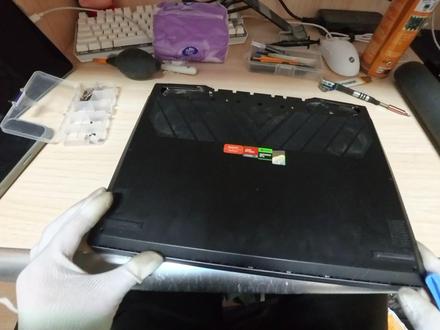 机械革命蛟龙16Pro清灰换硅脂 电脑很久没有清理,拆开后盖后灰尘竟然这么多?#笔记本电脑 #机械革命 #清灰