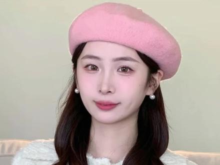 让我看看是谁还不会戴贝雷帽!快艾特你的秃头姐妹来学#贝雷帽正确戴法 #贝雷帽谁戴谁美 #贝雷帽