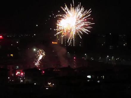 今年大家放的都尽兴了吧#油城映画 #真实生活分享计划 #烟花爆竹 #航拍 #马年快乐 @DOU+小助手 @DOU+上热门