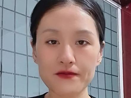 在蠢人的意识里,顺着他夸他的才是好人,说实话的都不是东西。