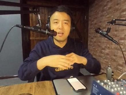 #格斗营 从女子草量级以往的情况来看有没有直接拿挑战的先例?之前丢掉腰带的冠军几场后拿到的挑战权?