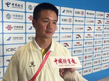 全运进行时|“荆棘过后才有彩虹”湖北队小将宗钰在#十五运会 射箭女子反曲弓个人半决赛和金牌决赛中连续战胜国家队选手李佳蔓、黄雨薇夺得冠军,赛后她的教练陈文圆表示我们还在一步一个脚印的往前走,在充满荆棘的道路上寻找彩虹。