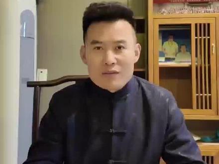 1-标题+tag词:
热水壶底一层白,你每天喝‘石头汤’!#居家妙招 #除水垢 #爸妈必看 #省钱技巧
