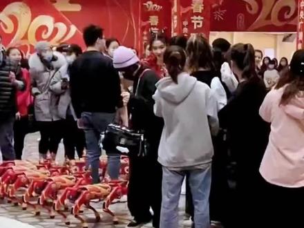 王一博三登央视春晚后台珍藏版#王一博#王一博平安喜乐 #央视春节联欢晚会