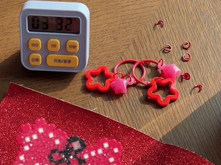 格利特烫!100%成功率教程来咯!
给好闺闺安排一个亮晶晶的拼豆小马当新年礼物吧~
#拼豆 #新年快乐 #手工diy #亲手制作礼物