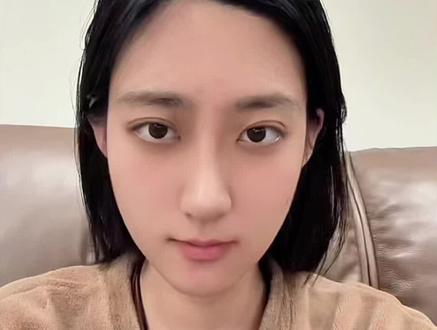 凝视你的人不是越多/越少就越好 什么?你不认识的抖音小透明主播,被b站大v无授权转载。
各位善良的大美女,大帅哥帮帮不认识的小主播吧,滑跪🧎#内容太过真实 #bilibili #无授权搬运 #女性成长 #道系青年
