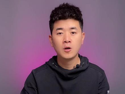 华为手机不用数据线也可以连接电脑传输资料,手机和电脑连接同一WiFi就可以了,华为共享功能真的方便。