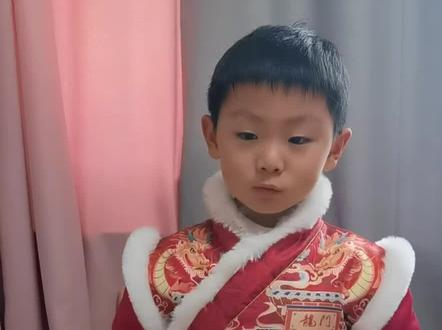 成长日记第55天,最近真的好爱玩磁力方块,又要拍金字塔搭建,#成长日记 #磁力方块 #儿童益智玩具 #我的世界玩具 #男孩的快乐有多简单