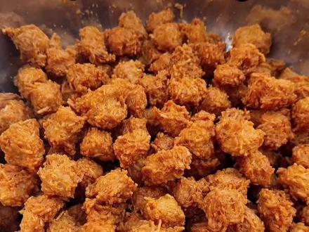 过年炸年货,还得是我们河南的焦丸子排第一,个个焦香酥脆#炸丸子 #焦丸子 #炸年货 #炸年货过大年 #年味