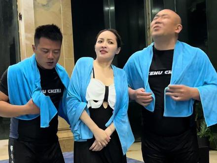 有朋自远方来,不亦乐乎。@王钟瑶呢 #抖音商城双11好物节 #抖音双十一超值超好囤 #胖库里 #台球 #搞笑剧情 @大振与二淦