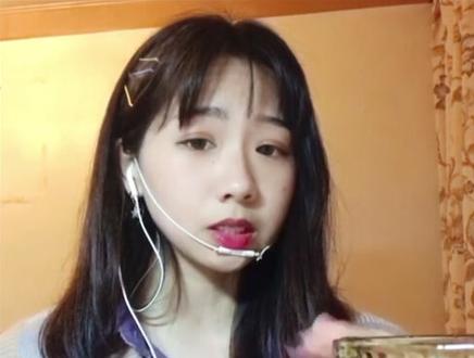 唱一次喝一杯,已经三瓶了